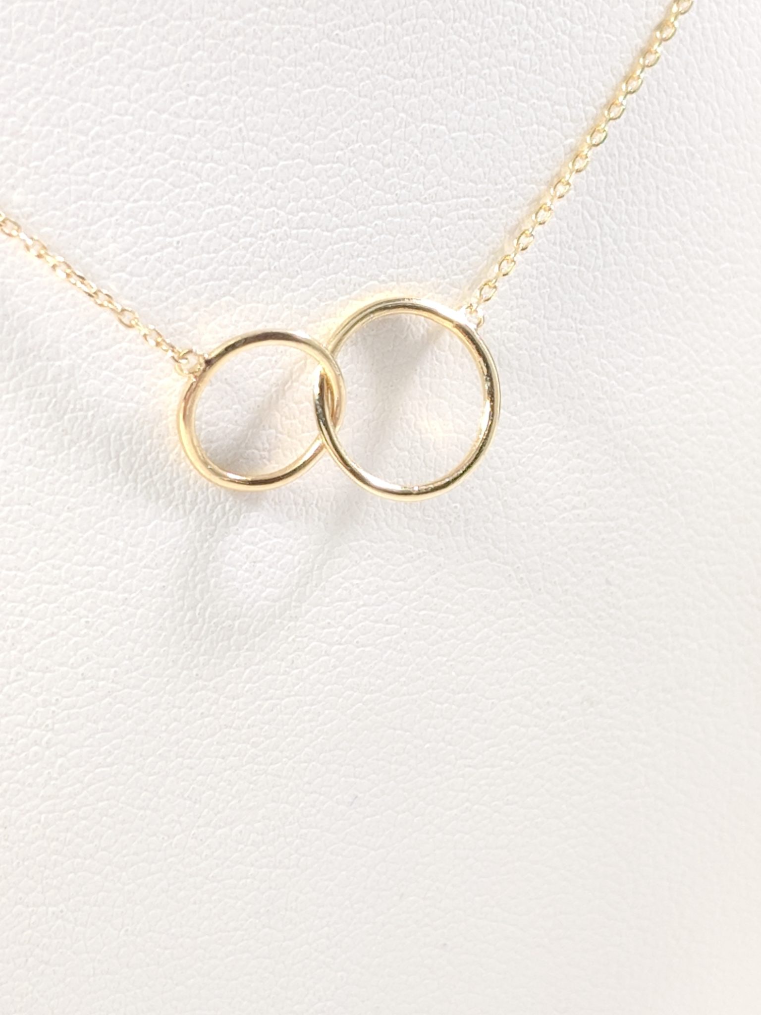 14K Yellow Gold Delicate Interlocking Love Ring Necklace 16″-18″ Close Up
