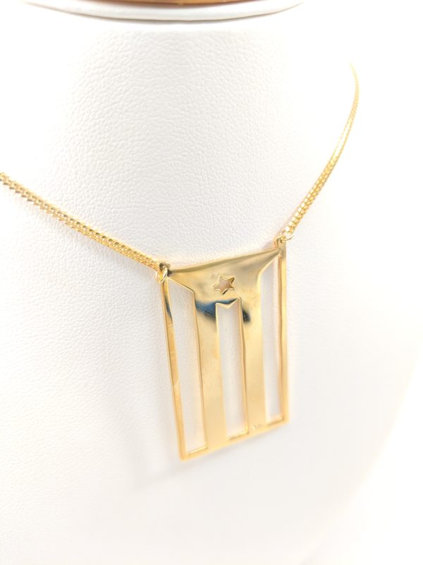 14K Yellow Gold Cuban Flag Necklace