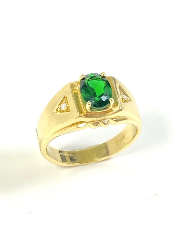 green stone ring 3